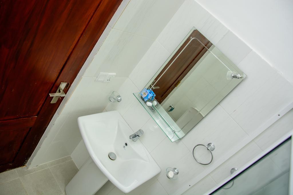 Villa White Hikkaduwa Ngoại thất bức ảnh