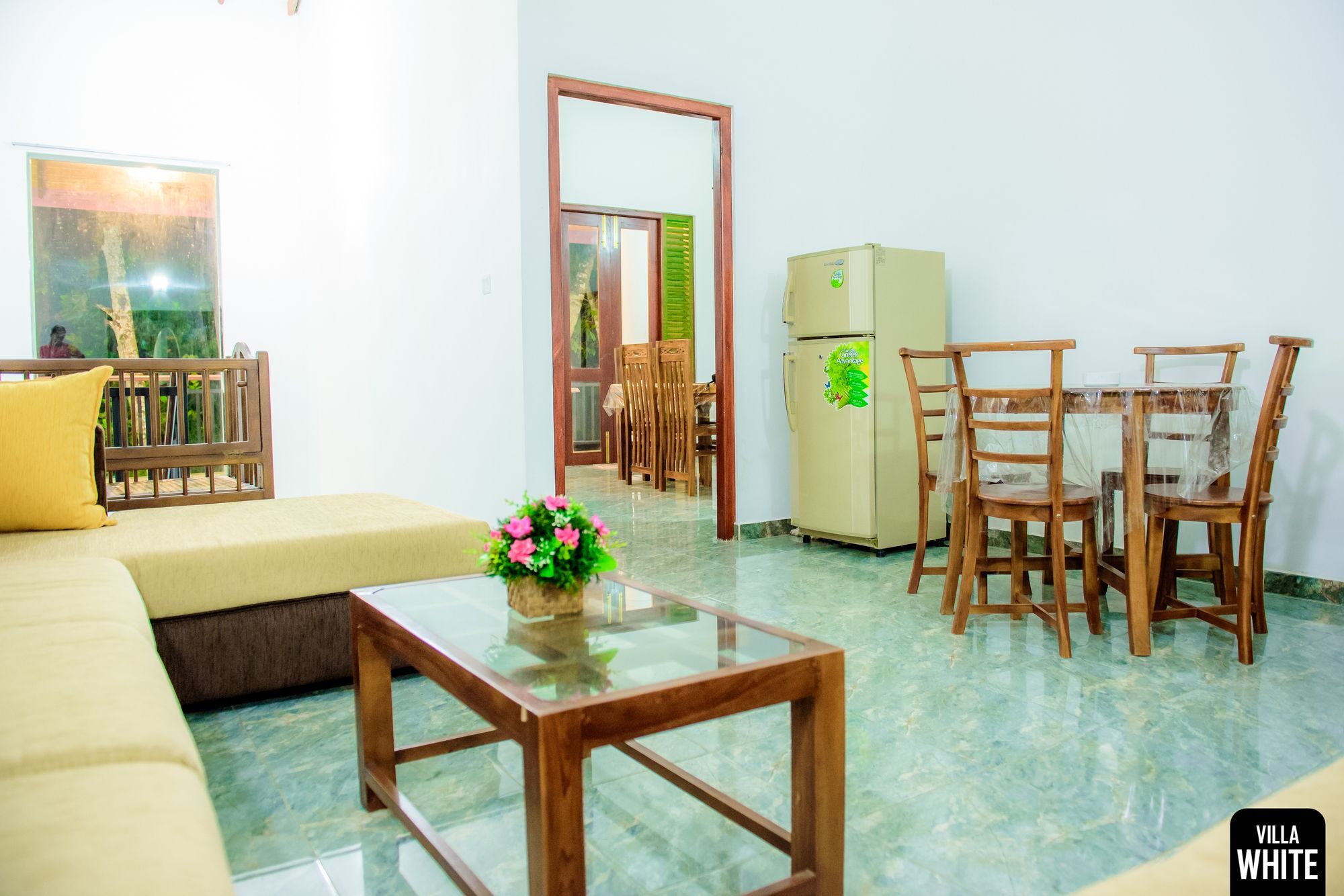 Villa White Hikkaduwa Ngoại thất bức ảnh